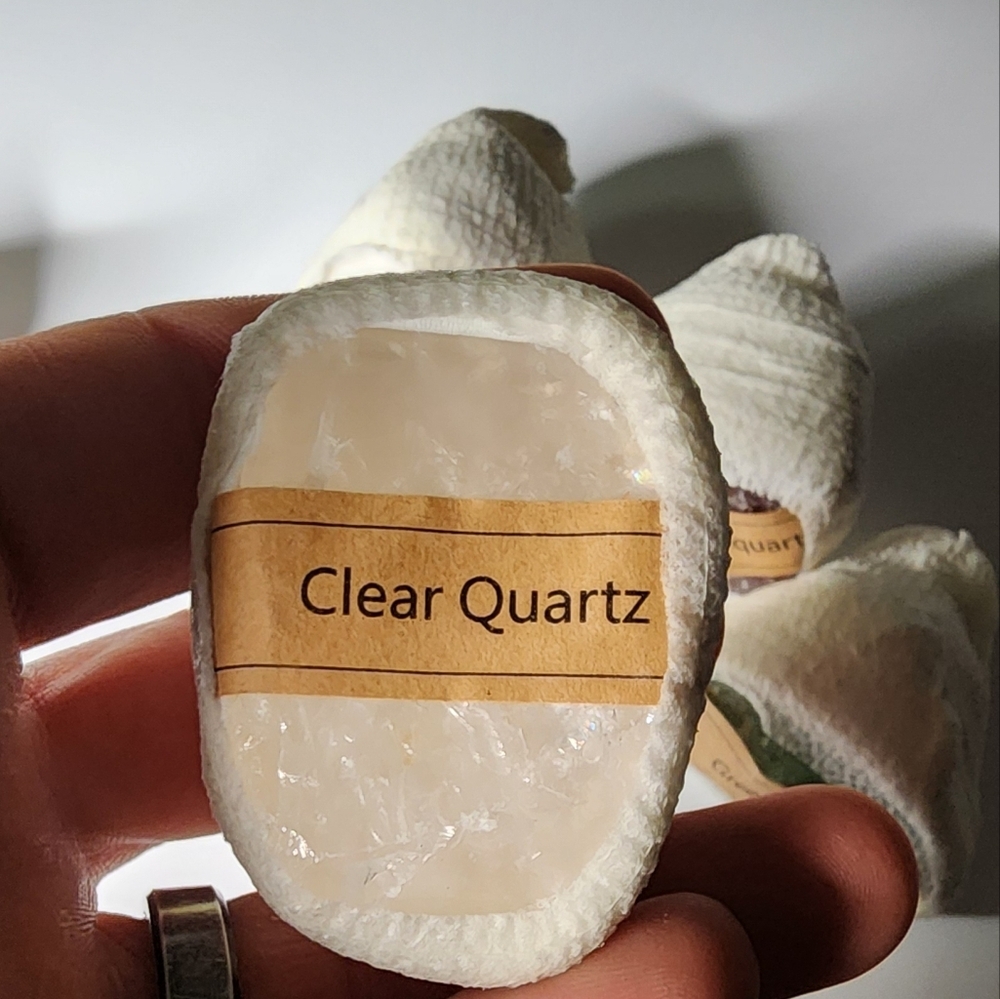 Assorted Raw Crystal Set . Set Of 5 Unpolished crystals. - Picture 5 of 6